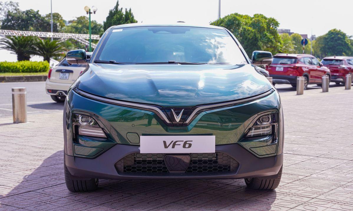 Ngoại thất VinFast VF 6 tại Vinfast Thăng Long